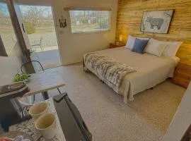 #4, King Bear Mokee Pets OK, Shared Kitchen!