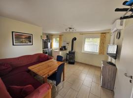 Haus am Waldesrand, hotel em Wustrow