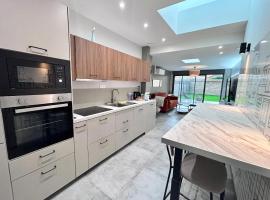 Plain-pied accès facile idéal séjour tranquille, מלון בבאילול