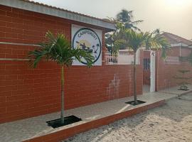 CAMPEMENT LE CANOE - ile de Carabane, hotell sihtkohas Oussouye