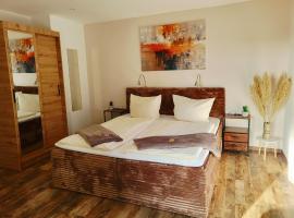 CJS Apartments - Chill or Drive am Nürburgring, new Box Spring Beds, new furniture, free Parking, WLan, TV-Streaming, Quiet Location, hotell sihtkohas Rodder