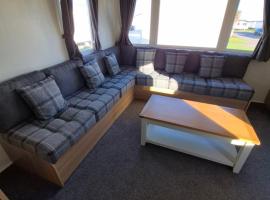 Lyon's Robin Hood Rhyl 8 Berth Caravan, hotel u gradu 'Rhyl'