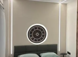 Polychrono Home Lazidis