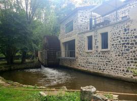 Le Moulin la Paille, hotel a Veyre-Monton