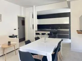 Anzio lighthouse terrace family-group friendly