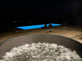 Cabaña con Jacuzzi y Piscina, khách sạn ở Quintero