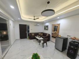 Soil & splash Luxury nature stay with pvt pool, hotel di Kānpur