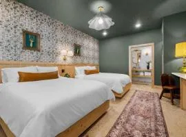 Sommer House Inn-Woodland Room