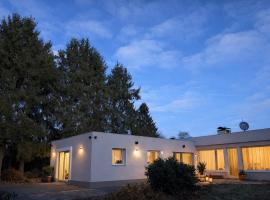 Haus der alten Bäume, hotel u gradu Hileshajm