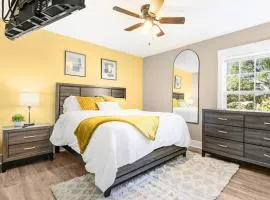3BR Family Home! GAMES! Playground!