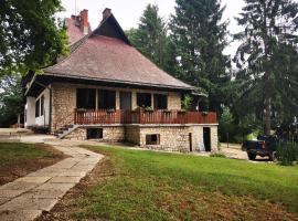 Déjá Vu Szállás & Rendezvény Zirc, hotel di Zirc