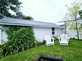 The Back Haus - Private Guesthouse near the Redwoods