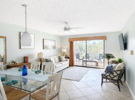 Latitude 107, hótel í Orange Beach