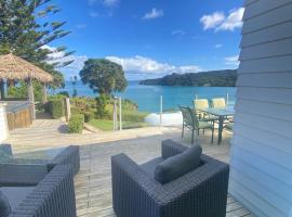 Tidal Views - Hihi Clifftop Holiday Home、マンゴヌイのホテル