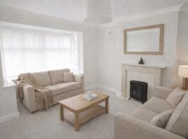 Golf Let available for Royal Birkdale Open, מלון בCrossens