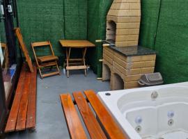 2210 CadBox Suíte, Hidro, Churrasqueira, Cozinha Privativo，普雷圖河畔聖若澤的飯店