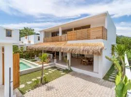 Marlaca Villa Selong
