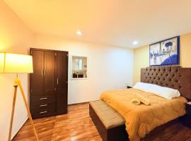 Hospedaje La Gardenia โรงแรมในซากัตลัน