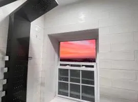 Quite Cozy Shared Home MinutesTo NYC