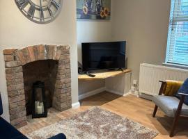 Beautiful 2 bedroom entire home, Hotel in Belfast