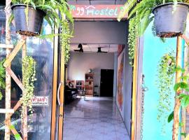 99Hostel&Bar Koh Chang, хотел в Ко Чанг