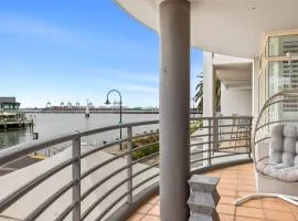 Scenic Beachside 3-bedroom with Water Views