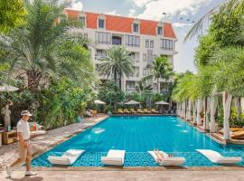 Palace Gate Hotel & Resort by EHM, Hotel in Phnom Penh