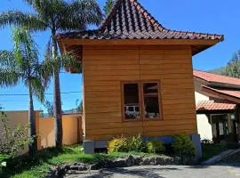 Uciek Tengger Hotel Bromo