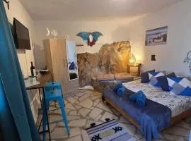 Cozy Studio with Jacuzzi in Nikithianos, 23 m²