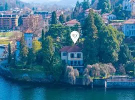 Villa Incanto Sul Lago: Lakefront, Garden & Balconies (Sleeps 7) - Happy Rentals