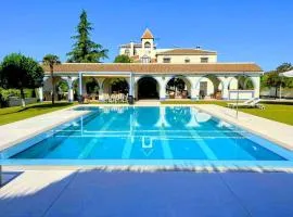 Hacienda Los Naranjos - Villa de Lujo Privada con Piscina - BBQ y Sala de Juegos