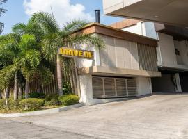 Collection O Drive Inn Motel, hotel en Pampang