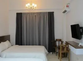 Pangkor Lot 10 Moonlight