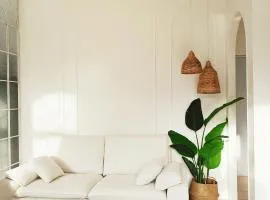 The Shores House