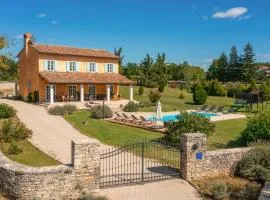 Villa Primavera with pool Groznjan by Villas Guide