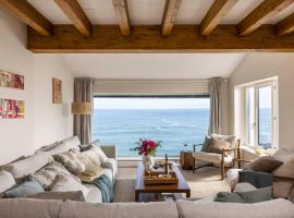 Wishome-Casa sobre acantilado con servicios de hotel, con piscina climatizada, хотел в Печон