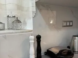 Central & Cozy of Apeiranthos