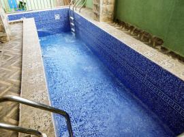 Dawn Emeka Hotels, viešbutis mieste Awka