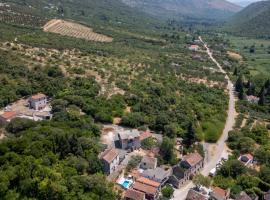 Villa Tina Desne by Villas Guide, Hotel in Desne