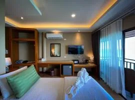 Diamond Cliff Beach Lanta Resort