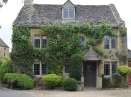 3 Bed in Cheltenham oc-75532