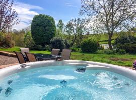 3 Bed in Worcester oc-cc082, hotel din Clifton upon Teme