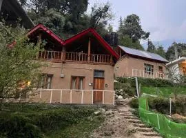 Private Mudhouse Duplex Cottage by Kahani