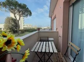 M454 - Marcelli, comodo appartamento a 50m dal mare