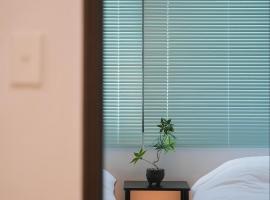 Busan Station 5-min Walk Free Cleaning & Luggage, Daily Linen, hotell i Pusan