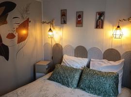 Mobile home, Hotel in Quimper