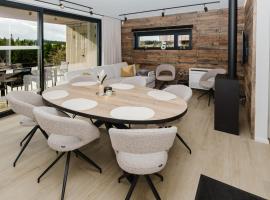 Nature Lake Village – Villa Timberly n°16 – 8 personnes avec jacuzzi, hotel di Bullange