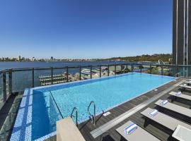 Doubletree By Hilton Perth Waterfront、パースのホテル