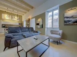Sliema Ferries 4BR Home with BBQ, AC & Outdoor