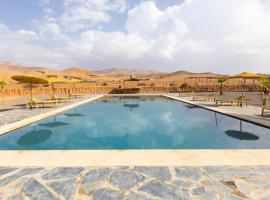 Be Nomad Agafay Camp, Hotel in El Karia